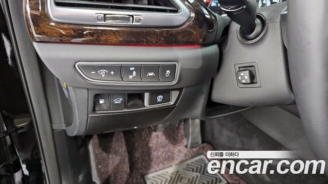 Genesis G90 Premium Luxury, 2019 15