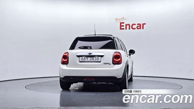 Mini Cooper D 3세대, 2015 4