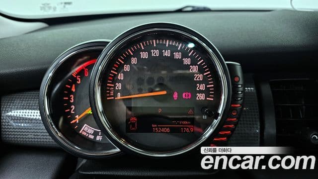 Mini Cooper D 3세대, 2015 8