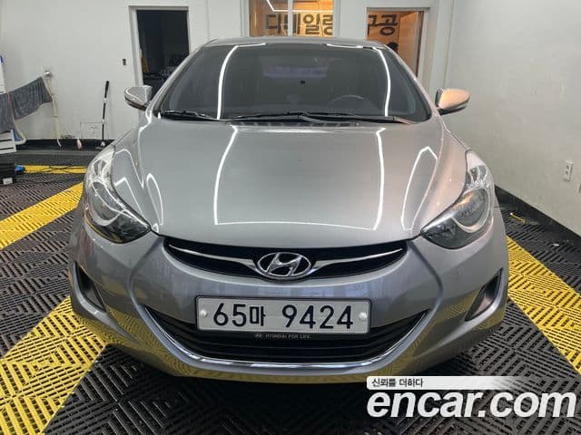 Hyundai Avante MD M16 GDI Deluxe, 2012 1