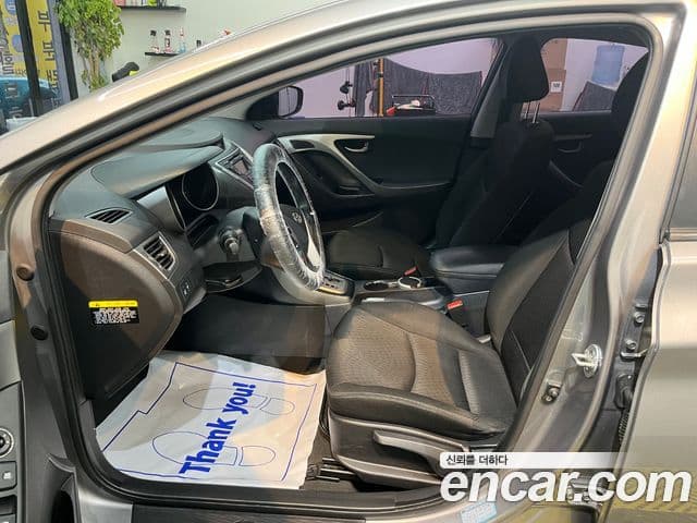 Hyundai Avante MD M16 GDI Deluxe, 2012 9