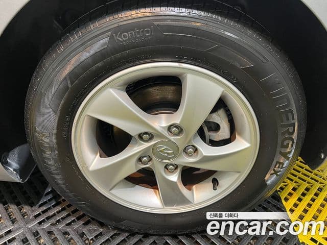 Hyundai Avante MD M16 GDI Deluxe, 2012 19