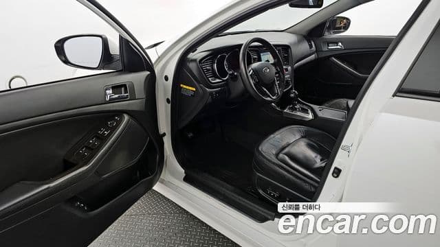 Kia K5 Luxury, 2011 10