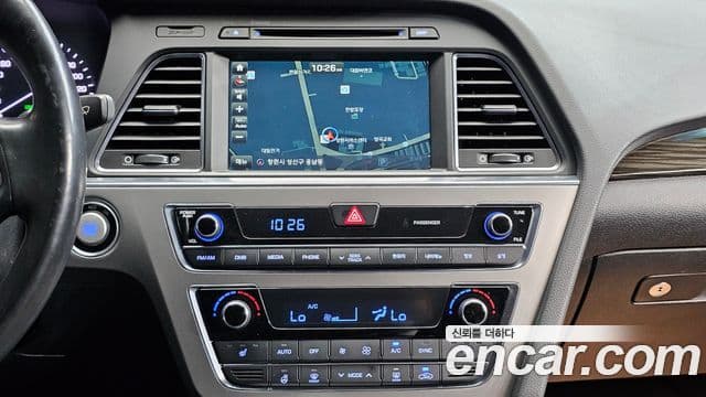 Hyundai LF Sonata 2.0 Smart, 2015 14