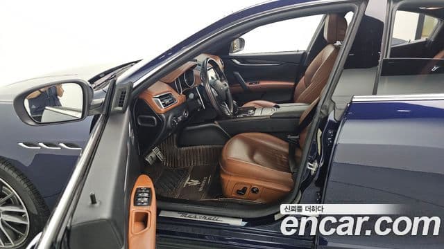 Maserati 기블리 3세대, 2018 10