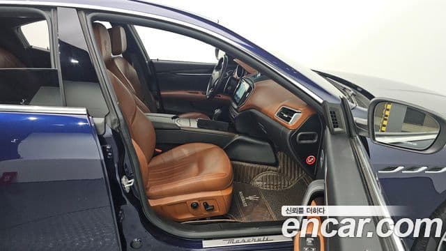 Maserati 기블리 3세대, 2018 11