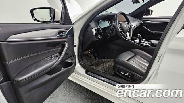 BMW 5시리즈 (G30) 530i M Sport, 2017 11