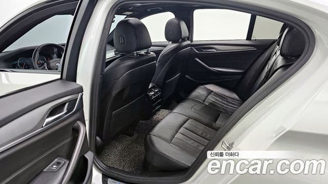 BMW 5시리즈 (G30) 530i M Sport, 2017 12
