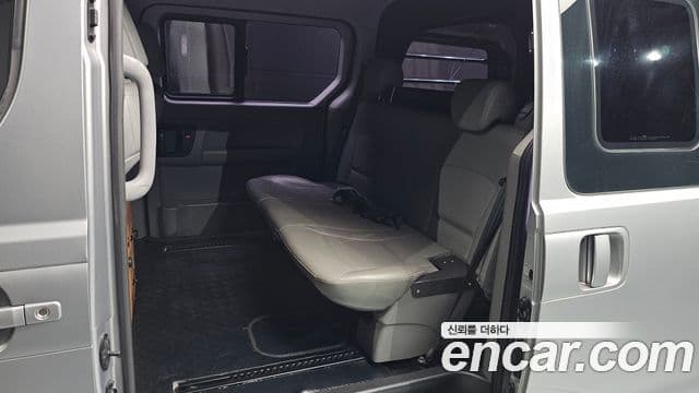 Hyundai Grand Starex Smart, 2017 12