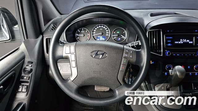 Hyundai Grand Starex Smart, 2017 13