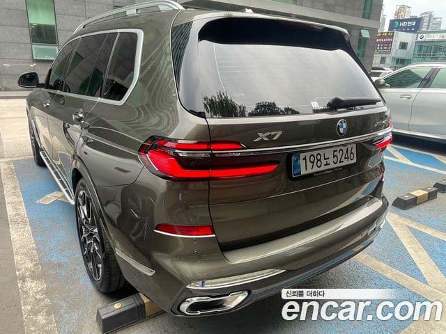 BMW X7 (G07) xDrive 40i M Sport 7인승, 2025 2