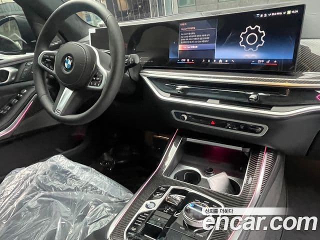 BMW X7 (G07) xDrive 40i M Sport 7인승, 2025 8