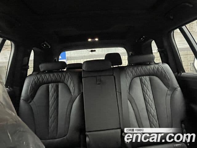 BMW X7 (G07) xDrive 40i M Sport 7인승, 2025 14