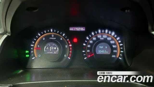 KG모빌리티(SsangYong) New Korando C 2.0 Adventure 60th Edition 2WD, 2015 8