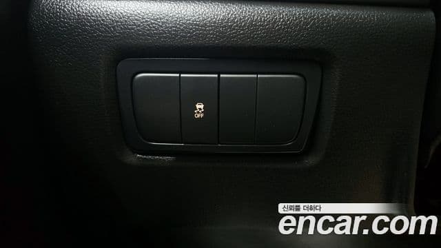 KG모빌리티(SsangYong) New Korando C 2.0 Adventure 60th Edition 2WD, 2015 14