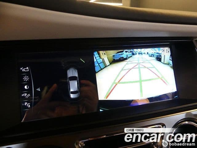 Rolls-Royce 고스트 6.6 V12 чёрный эмблема, badge, 2018 13