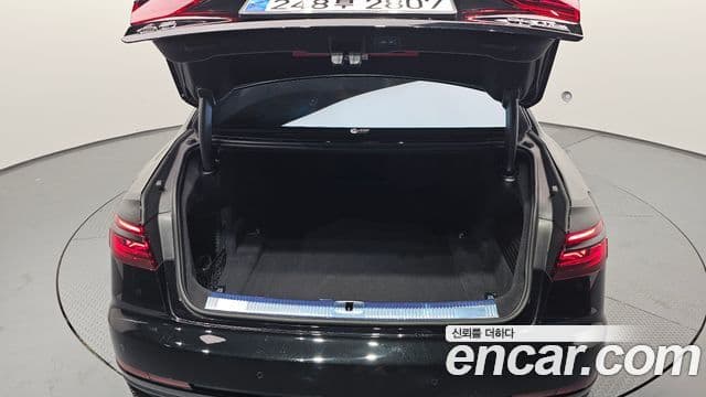 Audi A8 (D5) Premium, 2023 20