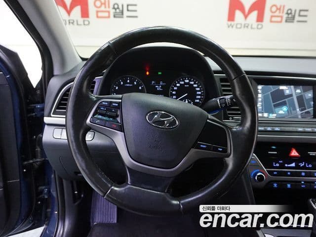Hyundai Avante AD 1.6 GDI Smart, 2016 4