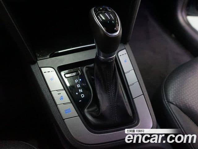 Hyundai Avante AD 1.6 GDI Smart, 2016 19