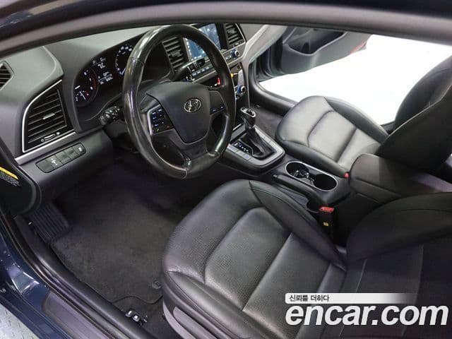 Hyundai Avante AD 1.6 GDI Smart, 2016 20