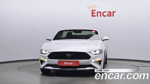 Ford Mustang кабриолет, 2021 3