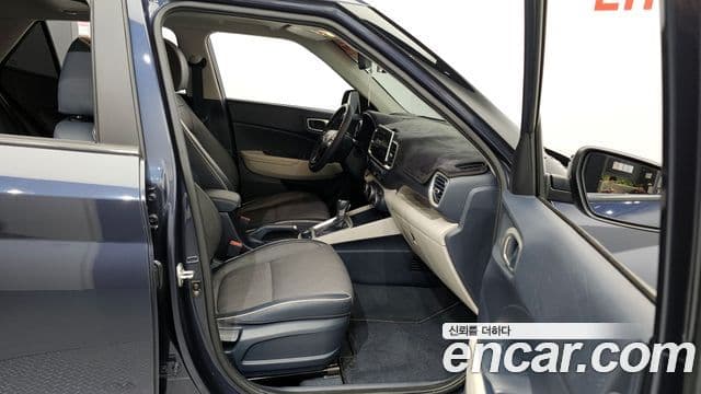 Hyundai Venue 1.6 Flux, 2020 11