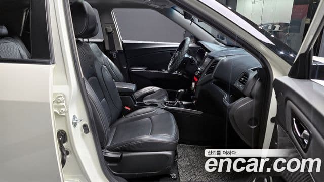 KG모빌리티(SsangYong) Tivoli Armor дизель LX 2WD, 2018 10