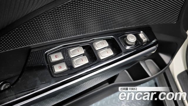 KG모빌리티(SsangYong) Tivoli Armor дизель LX 2WD, 2018 18