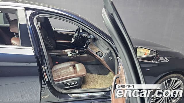 BMW 5시리즈 (G30) 520d xDrive M Sport Plus, 2018 16