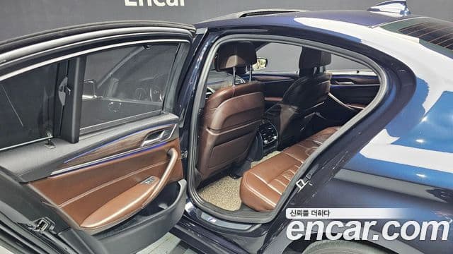 BMW 5시리즈 (G30) 520d xDrive M Sport Plus, 2018 17