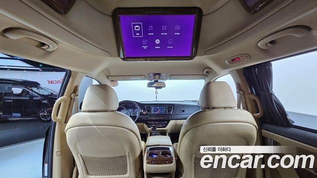 Kia All New Carnival VIP, 2016 19