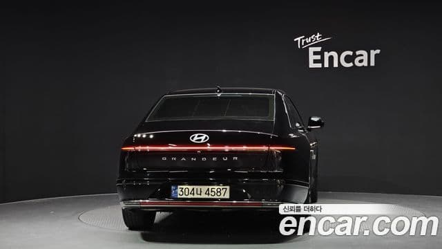 Hyundai Grandeur (GN7) Calligraphy, 2023 4