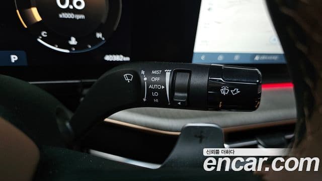 Hyundai Grandeur (GN7) Calligraphy, 2023 12