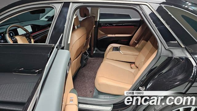 Hyundai Grandeur (GN7) Calligraphy, 2023 19