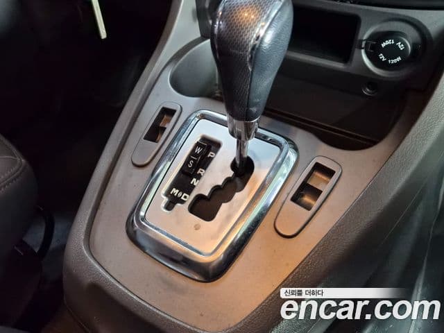 KG모빌리티(SsangYong) Korando 투리스모 4WD LT 11인승, 2015 15