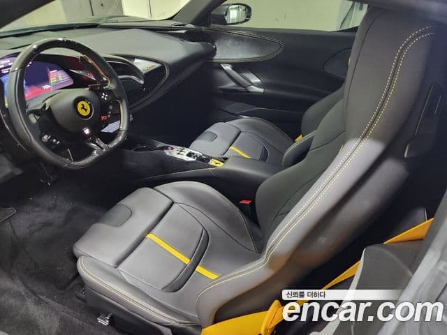 Ferrari SF90 스트라달레, 2021 16