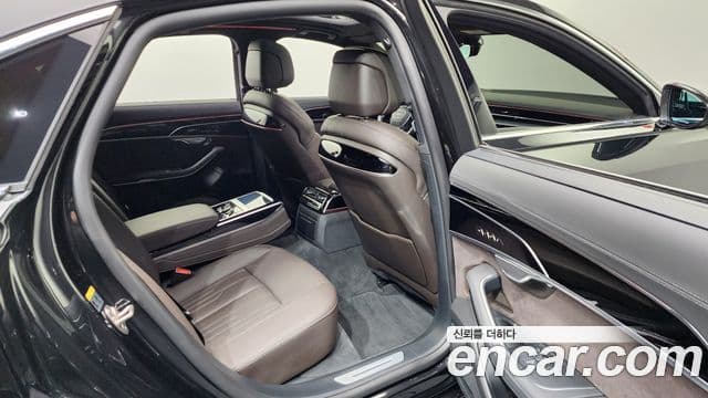 Audi A8 (D5) Premium, 2023 12