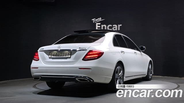 Mercedes-Benz E-класс W213 Avantgarde, 2017 2
