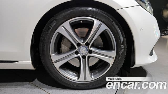 Mercedes-Benz E-класс W213 Avantgarde, 2017 все фото