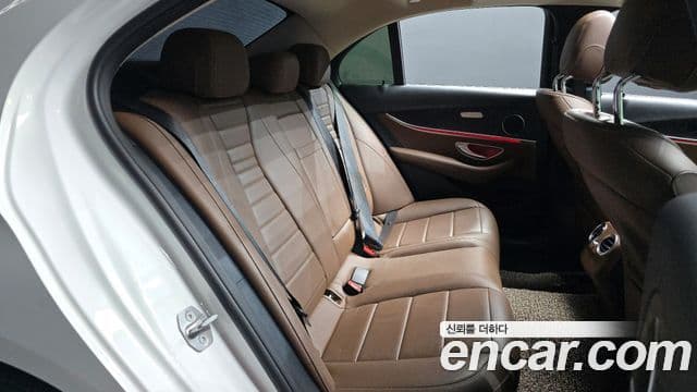 Mercedes-Benz E-класс W213 Avantgarde, 2017 12