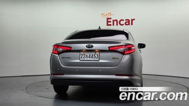 Kia K5 гибрид экспортная версия, 2012 4