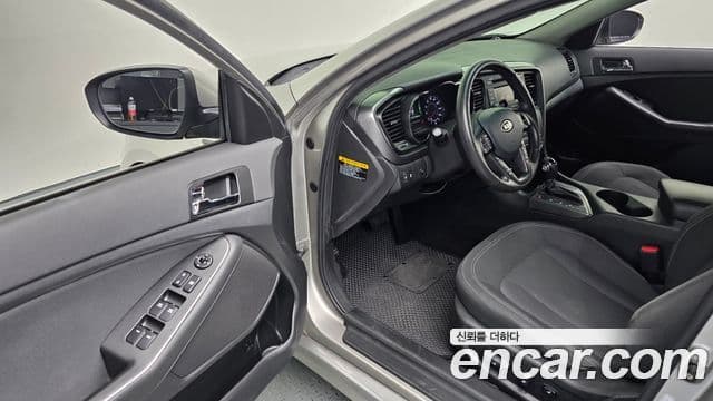 Kia K5 гибрид экспортная версия, 2012 11