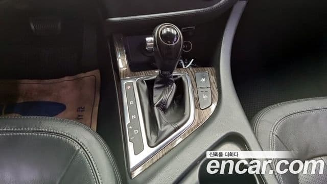 Kia K5 Prestige, 2012 9