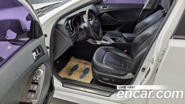 Kia K5 Prestige, 2012 10