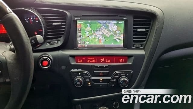 Kia K5 Prestige, 2012 13