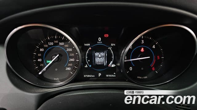 Jaguar XE 20d Portfolio, 2017 8