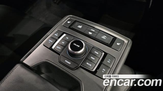 Hyundai Genesis DH G330 Premium AWD, 2016 17