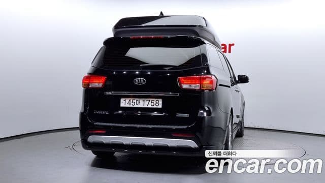 Kia All New Carnival Prestige, 2017 4
