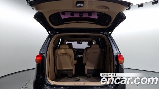 Kia All New Carnival Prestige, 2017 17