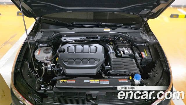 Volkswagen Гольф 8세대 2.0 GTI, 2024 10